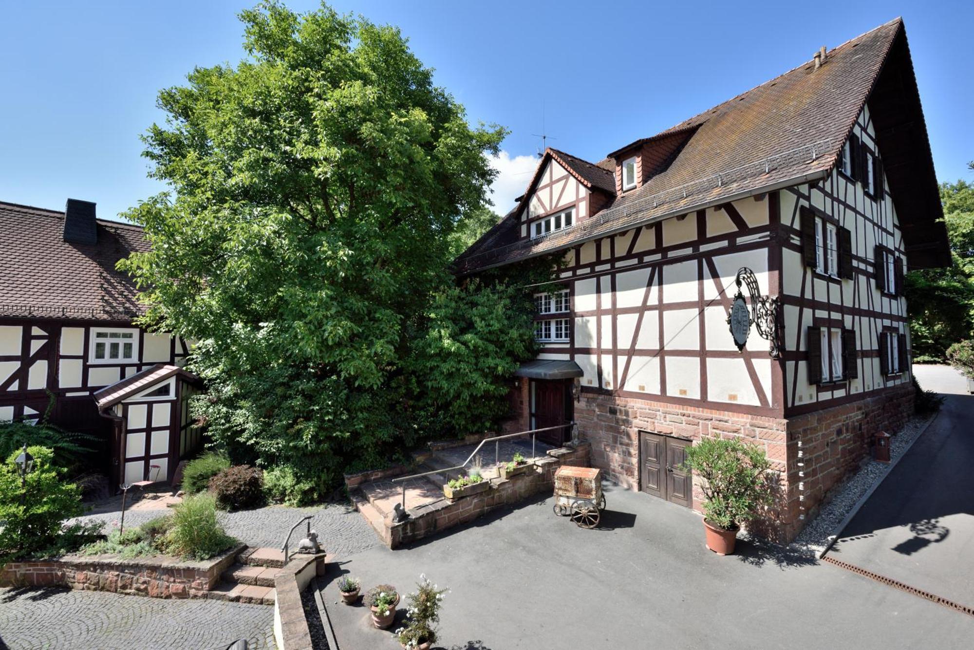 Hotel Dammuehle Marburg Eksteriør bilde
